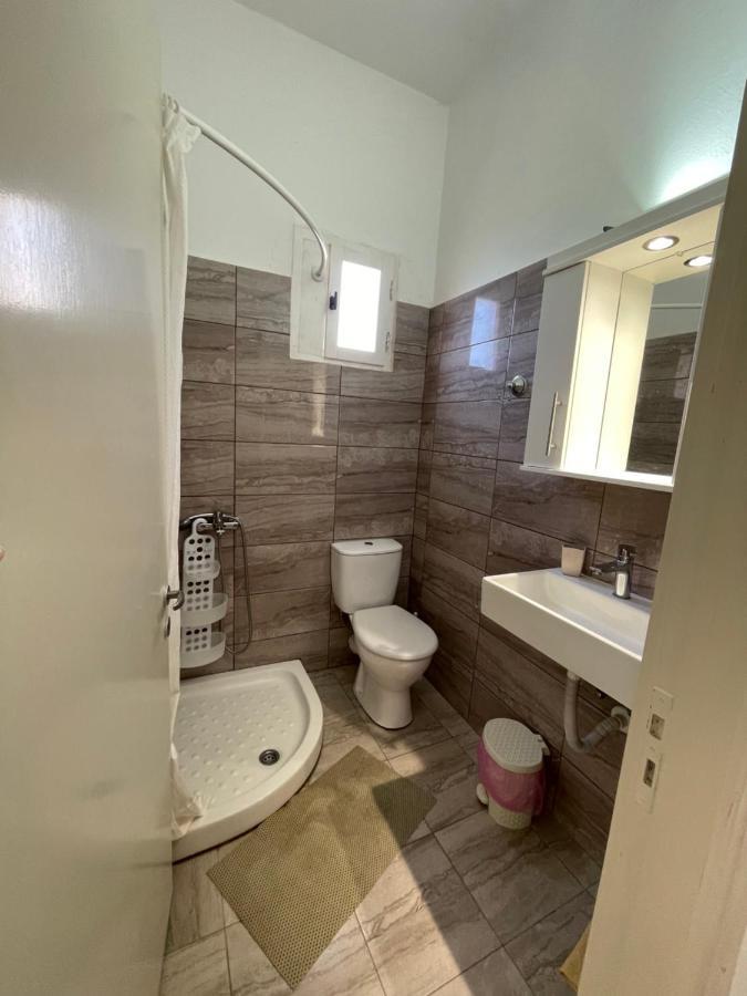 آغيوس غيوريوس باغون Nafsika Apartments المظهر الخارجي الصورة