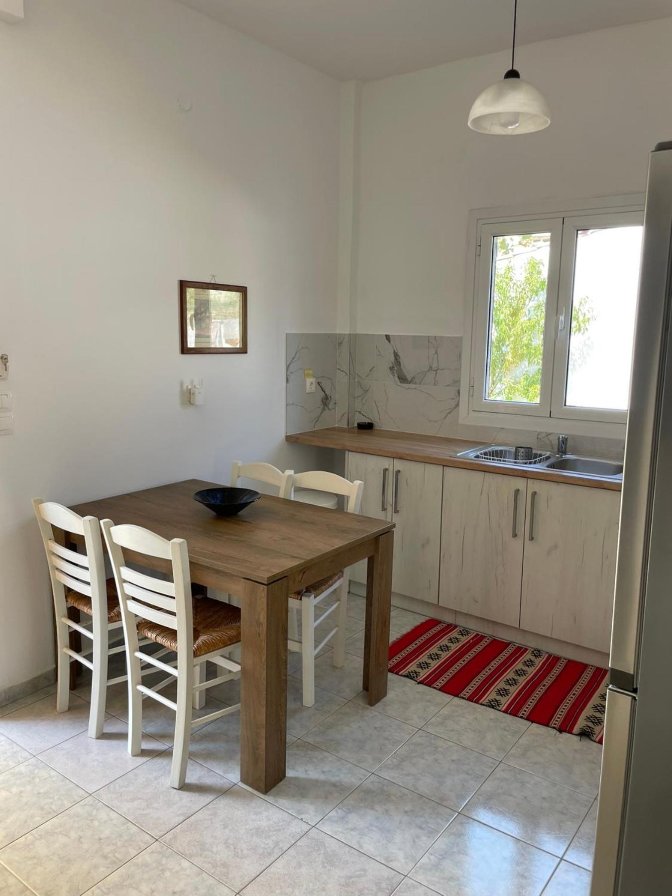 آغيوس غيوريوس باغون Nafsika Apartments المظهر الخارجي الصورة